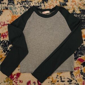 ROMWE Gray and Black Ribbed Collar Top